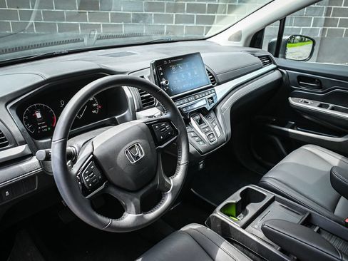 Used 2026 Honda Odyssey EX-L image 9