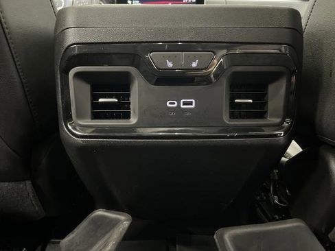 Used 2023 GMC Sierra 1500 AT4 w/ Technology Package image 34