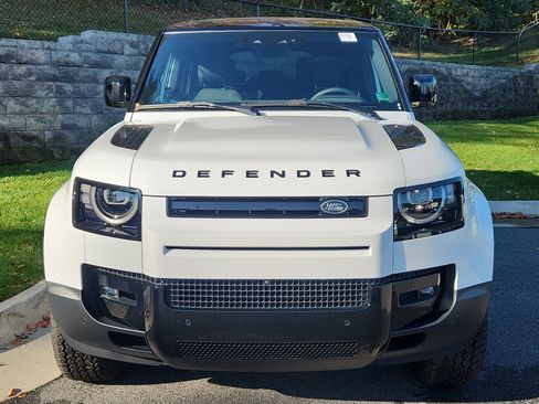 New 2026 Land Rover Defender 130 S image 8