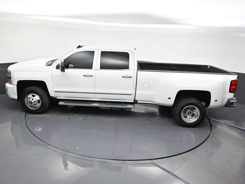 Used 2019 Chevrolet Silverado 3500 High Country w/ Duramax Plus Package AWD/4WD image 18