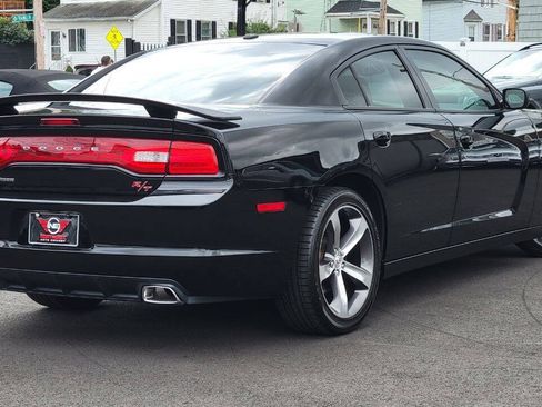 Used 2014 Dodge Charger R/T RWD image 6