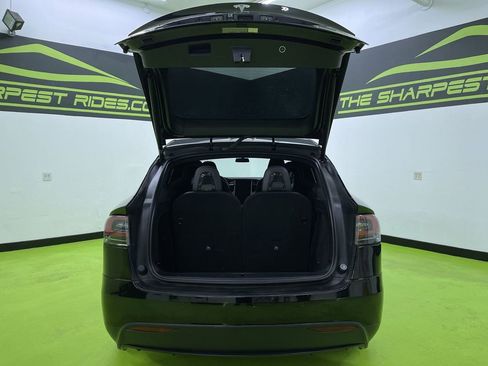 Used 2016 Tesla Model X 75D image 9