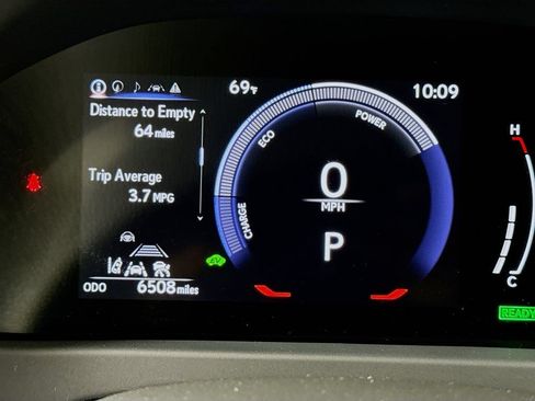 Certified 2025 Lexus UX 300h FWD w/ Accessory Package (Z2) image 12