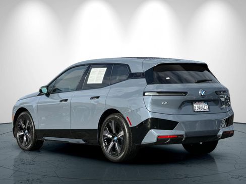 Used 2024 BMW iX xDrive50 w/ Sport Package image 6