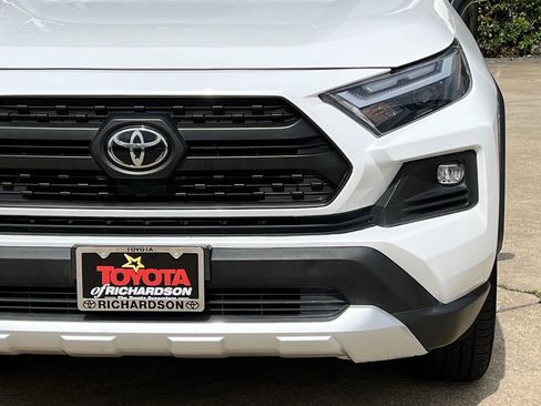 Used 2024 Toyota RAV4 Adventure AWD/4WD image 8