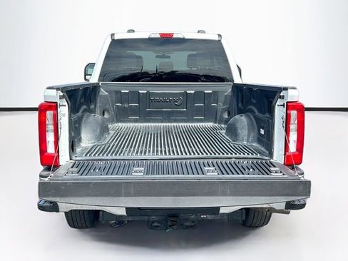 Certified 2025 Ford F250 XLT AWD/4WD image 32