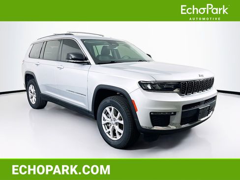 Used 2022 Jeep Grand Cherokee L Limited AWD/4WD image 1