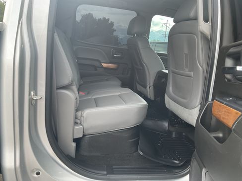 Used 2015 Chevrolet Silverado 2500 LTZ w/ Duramax Plus Package AWD/4WD image 20