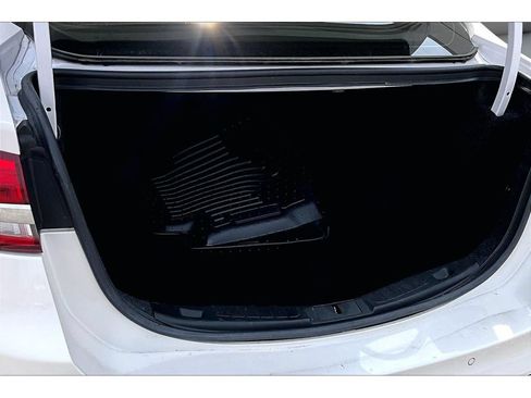Used 2017 Ford Fusion Platinum FWD image 40