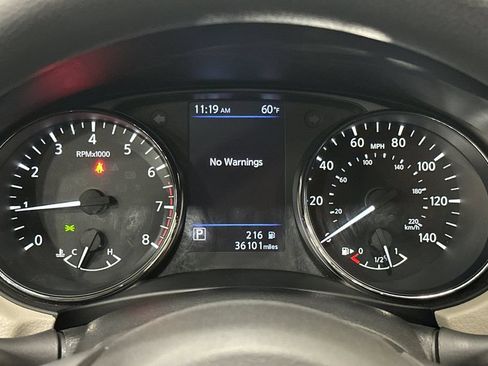 Used 2020 Nissan Rogue Sport SV FWD image 29
