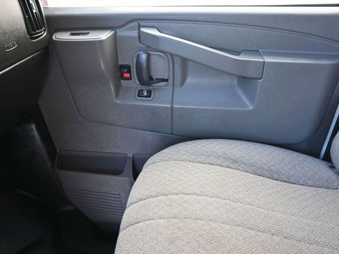 Used 2020 GMC Savana 3500 Extended w/ Driver Convenience Package image 35