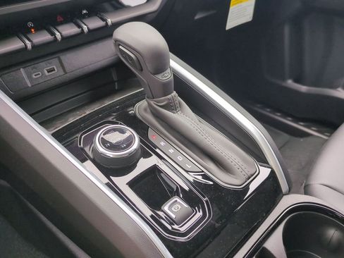 New 2025 Chevrolet Colorado Trail Boss w/ Off-Road Front Bumper Package image 16