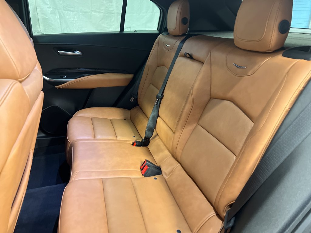Used 2024 Cadillac XT4 Sport AWD/4WD image 37