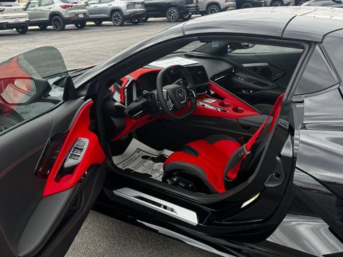 New 2026 Chevrolet Corvette Stingray Premium Conv w/ Z51 Performance Package RWD image 9