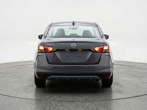 Used 2025 Nissan Versa SV image 7