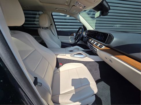 Used 2024 Mercedes-Benz GLE 450 4MATIC image 18
