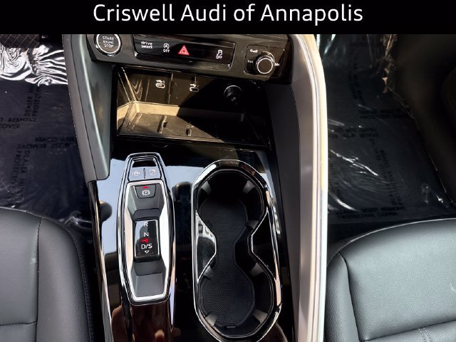 Certified 2025 Audi Q5 Premium w/ Convenience Package AWD/4WD image 24