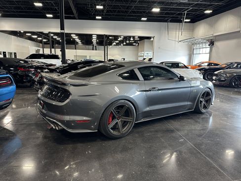 Used 2022 Ford Mustang GT w/ Equipment Group 301A RWD image 2