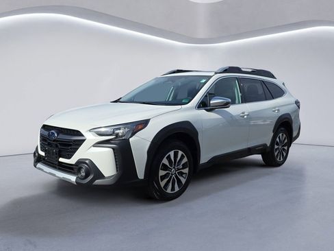 Used 2023 Subaru Outback Touring image 7