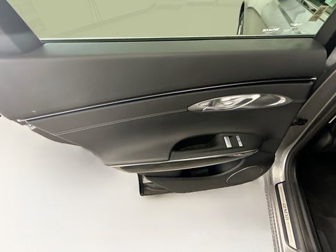 Used 2025 Genesis GV70 2.5T image 35