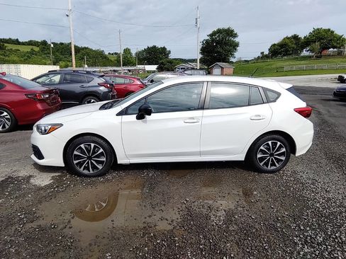 Used 2023 Subaru Impreza 2.0i AWD/4WD image 2