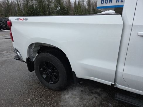 Used 2022 Chevrolet Silverado 1500 LT image 31