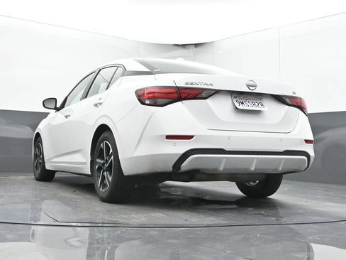 Used 2024 Nissan Sentra SV FWD image 30
