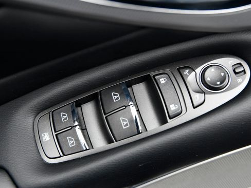 Used 2023 INFINITI Q50 Luxe w/ Cargo Package image 11