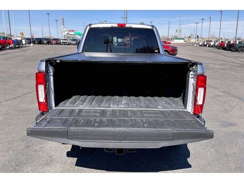 Used 2021 Ford F350 Platinum image 11