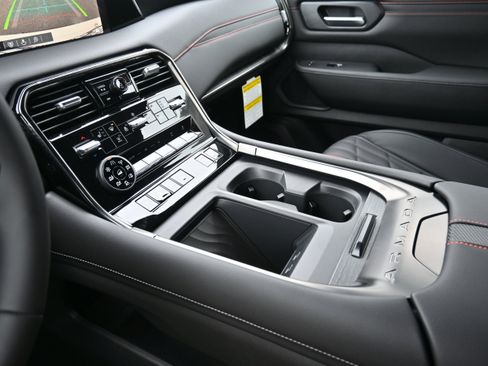 New 2025 Nissan Armada PRO-4X image 37