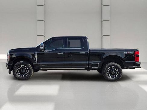 Used 2024 Ford F350 Platinum AWD/4WD image 2