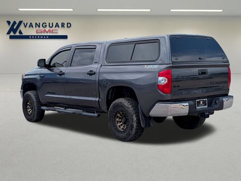 Used 2020 Toyota Tundra SR5 w/ SR5 Upgrade Package AWD/4WD image 5