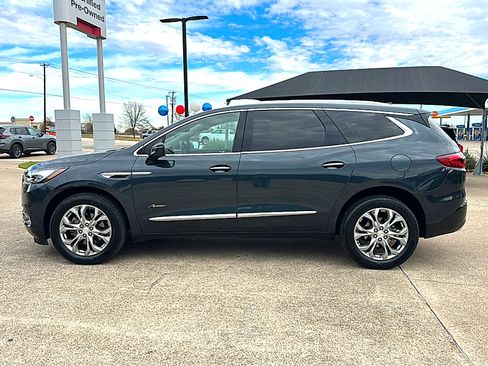 Used 2019 Buick Enclave Avenir w/ Avenir Technology Package image 5