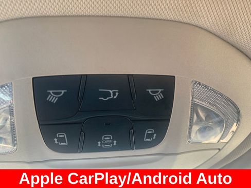 Used 2023 Chrysler Pacifica Touring-L FWD image 27