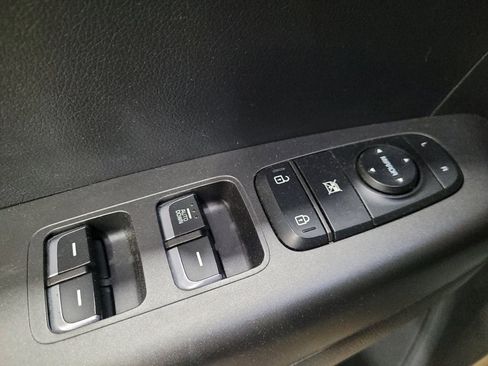 Used 2017 Kia Sportage LX FWD image 27
