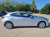 Used 2017 MAZDA MAZDA3 Touring image 4
