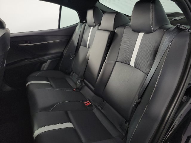 Used 2025 Toyota Camry SE w/ Convenience Package FWD image 17