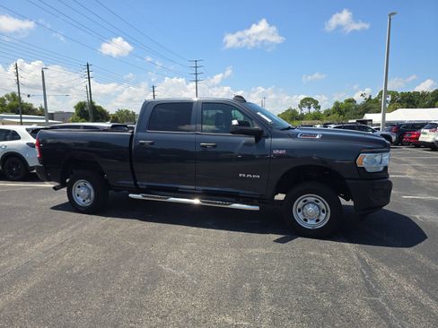 Used 2020 RAM 2500 Tradesman AWD/4WD image 2