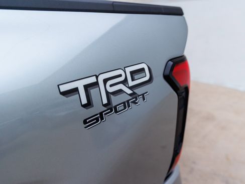 Used 2024 Toyota Tacoma TRD Sport image 14