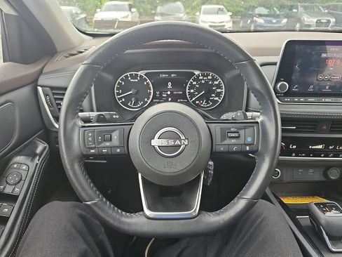 Used 2023 Nissan Rogue SV w/ SV Premium B Package AWD/4WD image 15