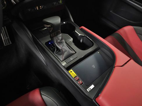 Certified 2024 Lexus ES 350 F Sport w/ Accessory Package (Z2) FWD image 33