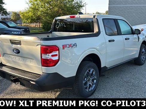 New 2025 Ford Maverick XLT w/ XLT Luxury Package image 28