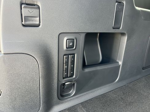 New 2025 Lincoln Navigator L Reserve image 30