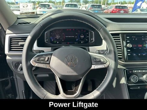 Used 2023 Volkswagen Atlas SE w/ Panoramic Sunroof Package AWD/4WD image 14