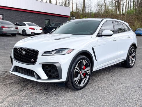 Used 2021 Jaguar F-PACE SVR image 1