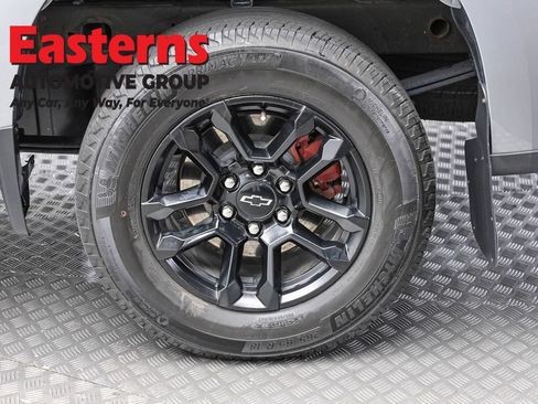 Used 2024 Chevrolet Silverado 1500 RST w/ Convenience Package II AWD/4WD image 6