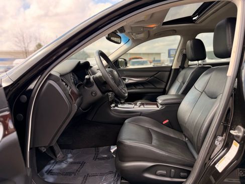 Used 2015 INFINITI Q70 L 3.7 w/ Technology Package image 14