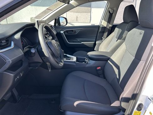Certified 2020 Toyota RAV4 LE image 10