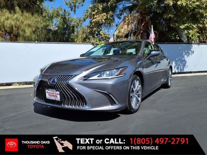 Used 2021 Lexus ES 300h w/ Premium Package