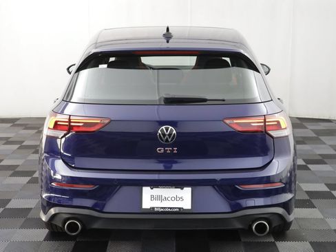 Used 2022 Volkswagen GTI SE FWD image 18